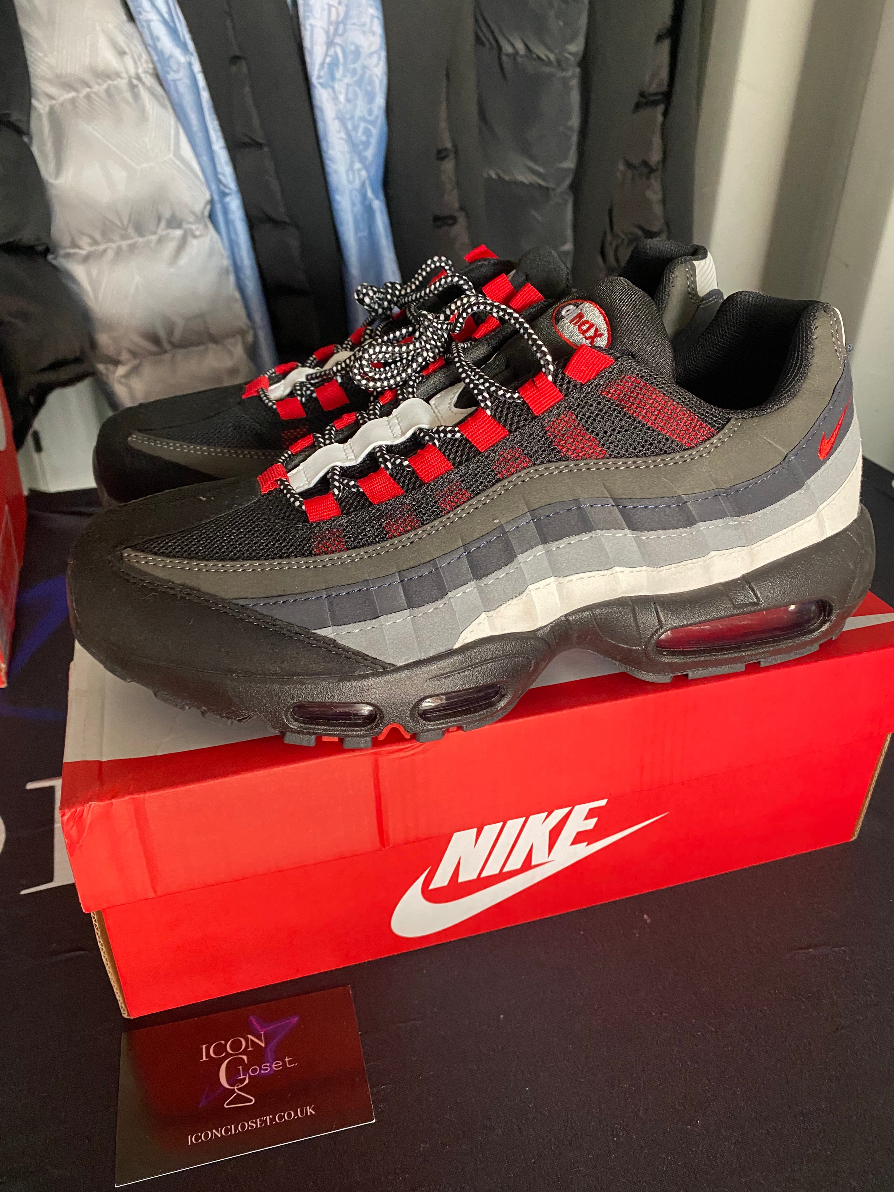 95s BLK DARK RED
