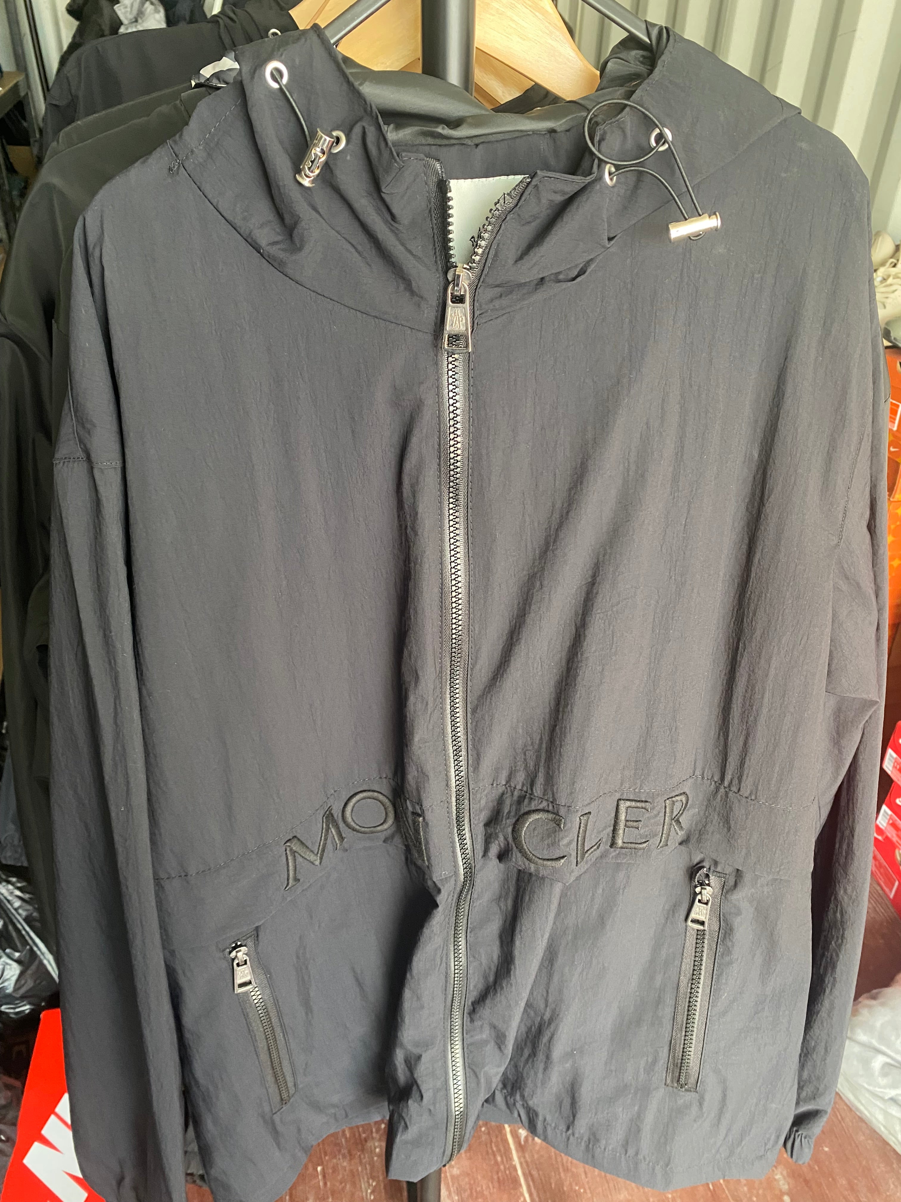 Monclizzy Windbreaker D2