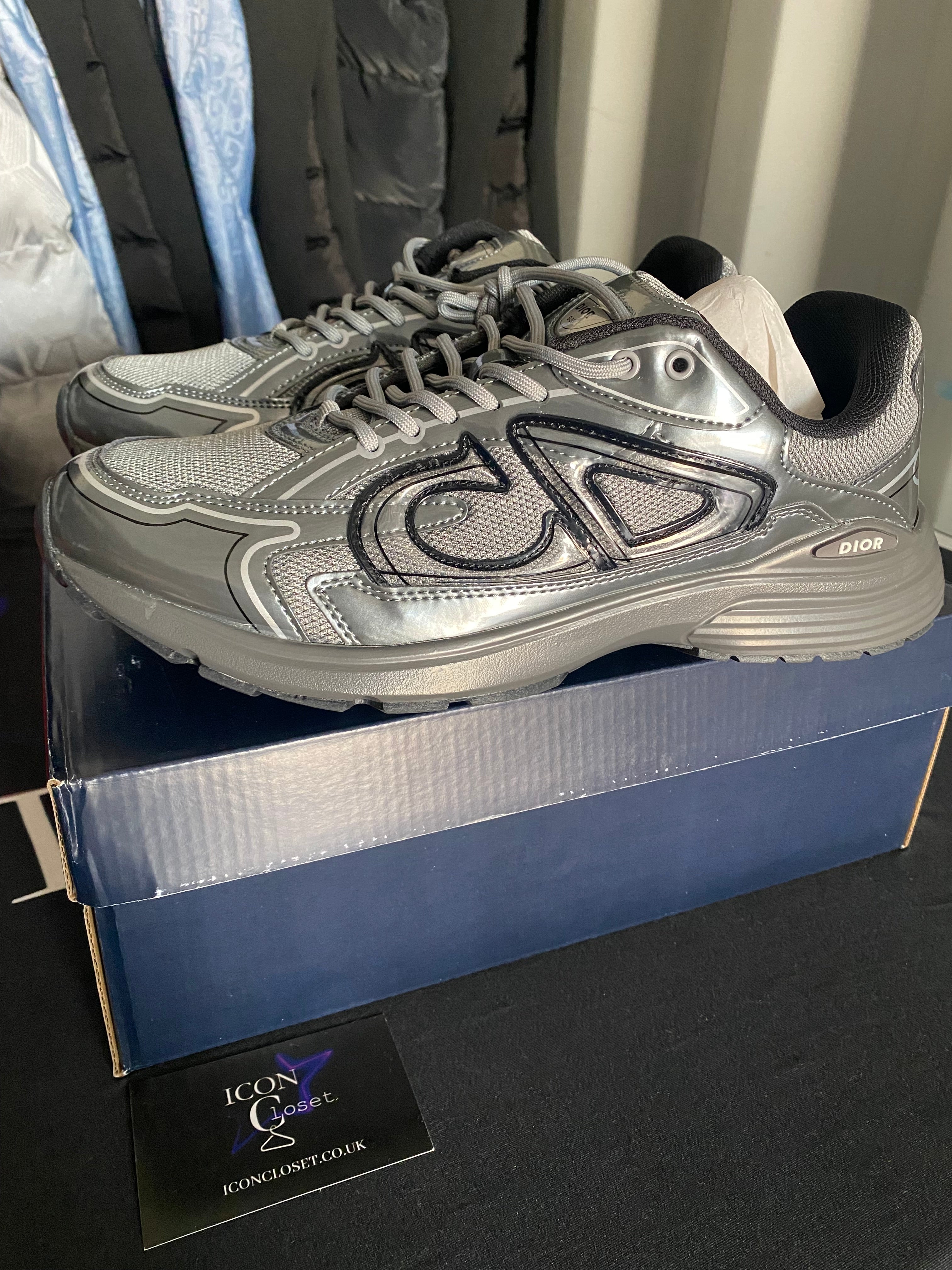 B30 Grey/Silver Shiny